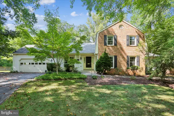 1038 Carnation Dr, ROCKVILLE, MD 20850