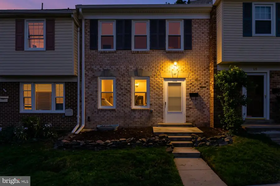 17 County Ct #15-9, Gaithersburg, MD 20878 - #2