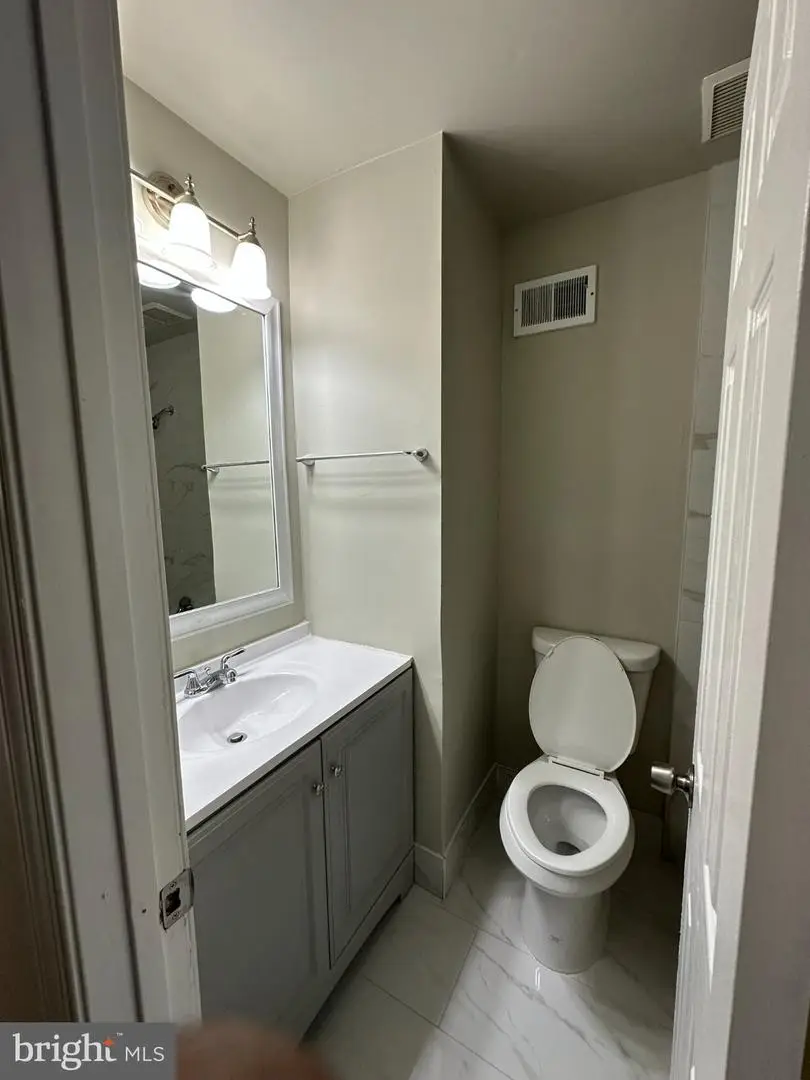 19108 Barksdale Ct, Germantown, MD 20874 - #3