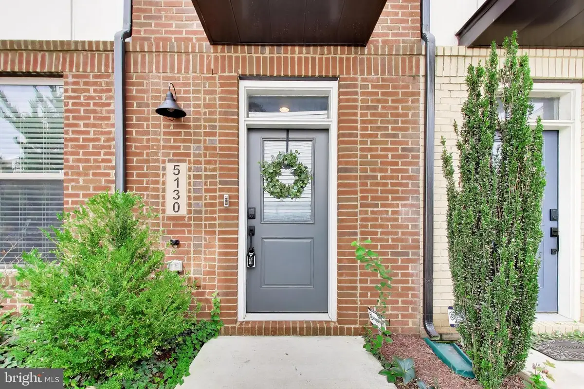 5130 Longstone Way, Rockville, MD 20852 - #1