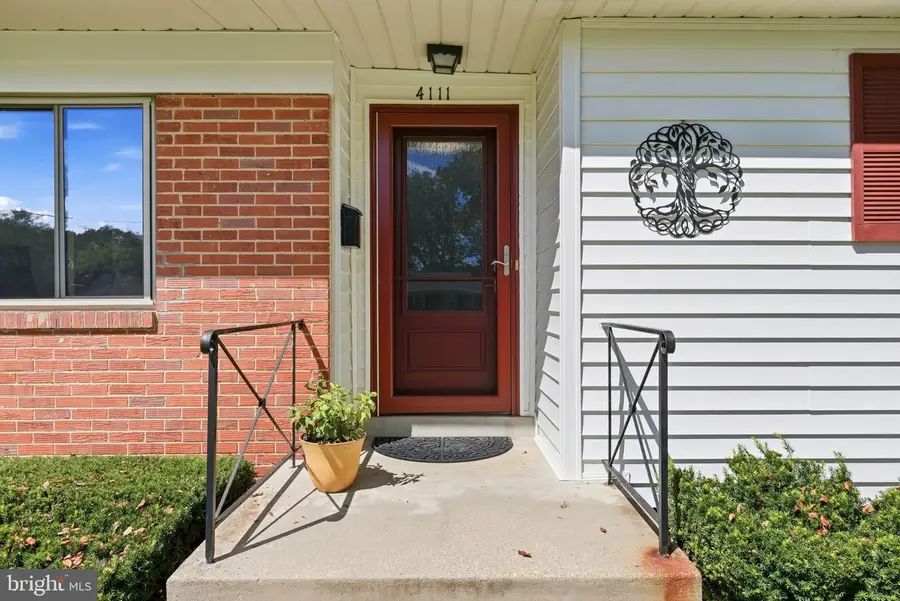 4111 Blackpool Rd, Rockville, MD 20853 - #2