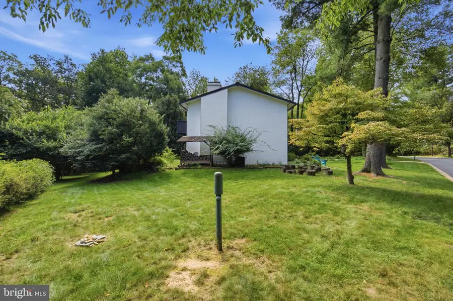 9 Watchwater Way, Rockville, MD 20850 - #2