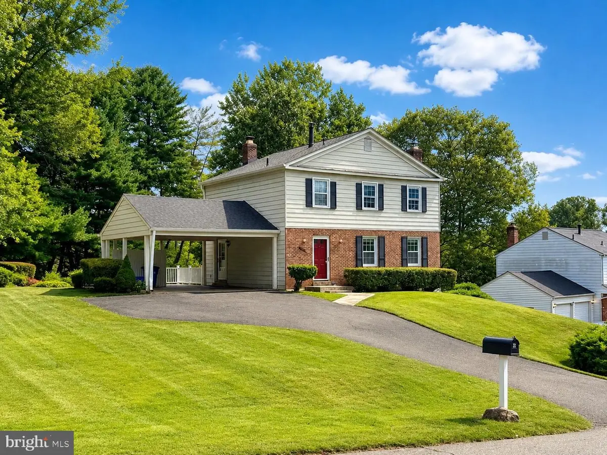 7021 Wick Ln, Rockville, MD 20855 - #1