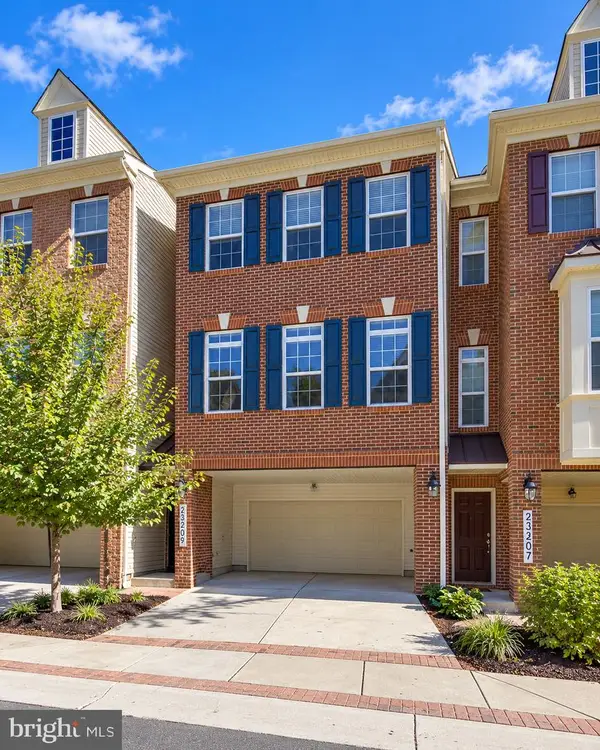 23209 Shaws Tavern Ct #2356, CLARKSBURG, MD 20871