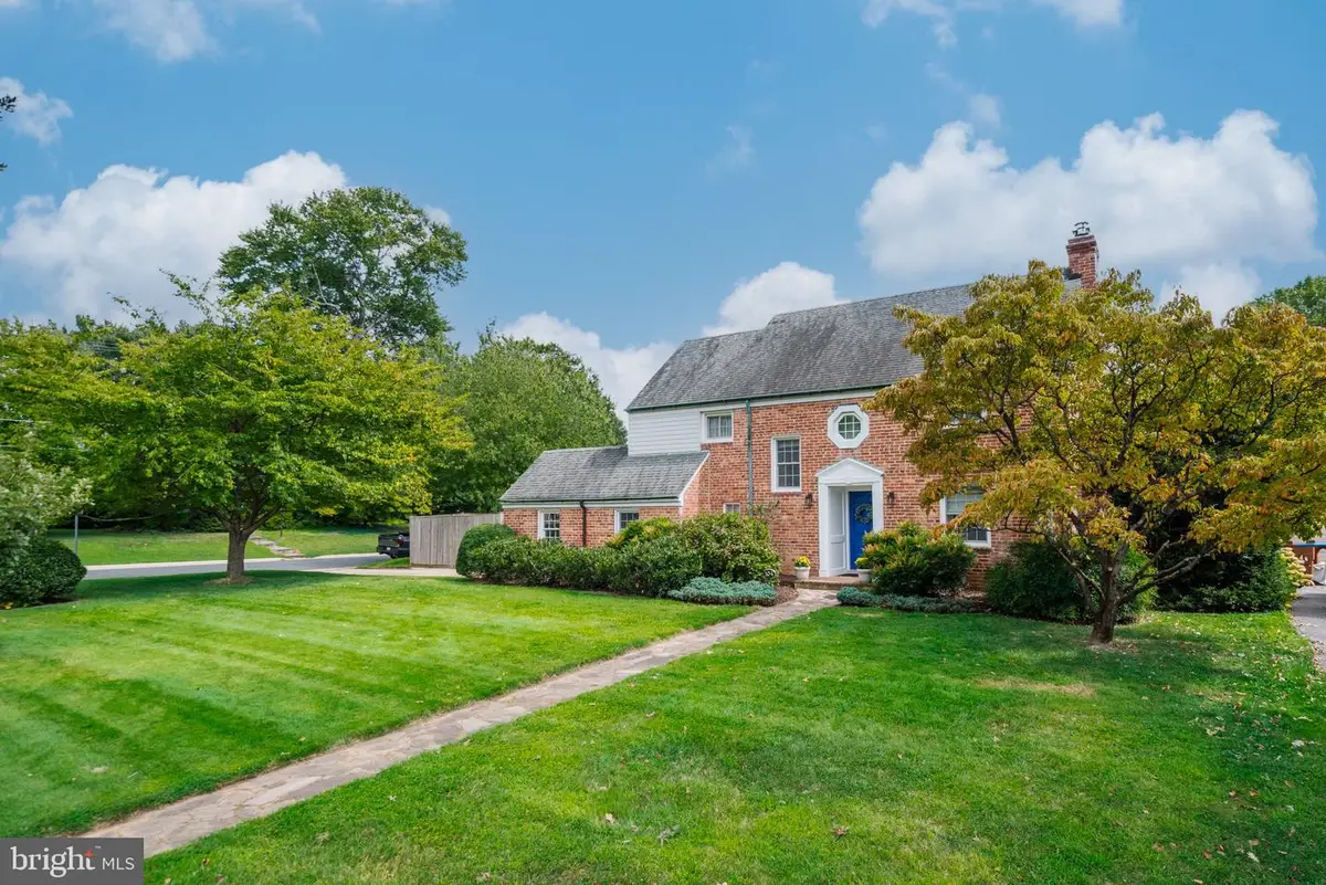 104 Williamsburg Dr, Silver Spring, MD 20901 - #1