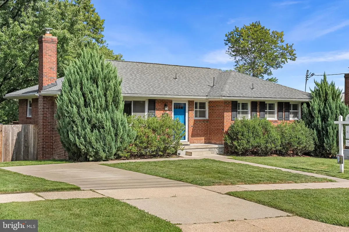 2305 Peggy Ln, Silver Spring, MD 20910 - #1