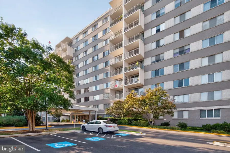 4977 Battery Ln #1-921, Bethesda, MD 20814 - #3