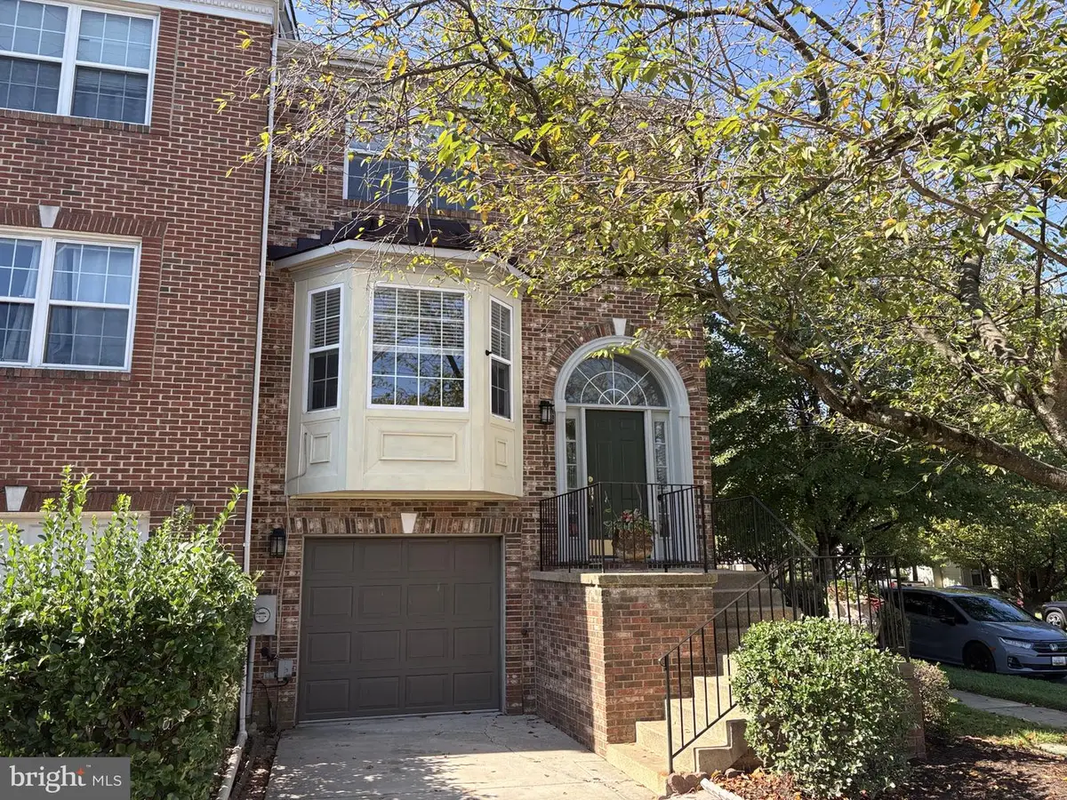 8106 Castlebury Ter, Gaithersburg, MD 20879 - #1