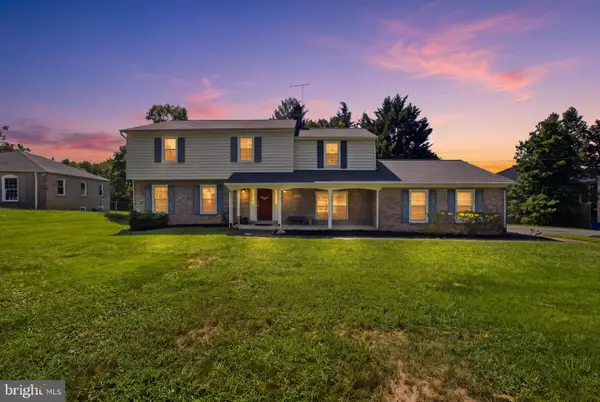 2400 E Gate Dr, SILVER SPRING, MD 20906