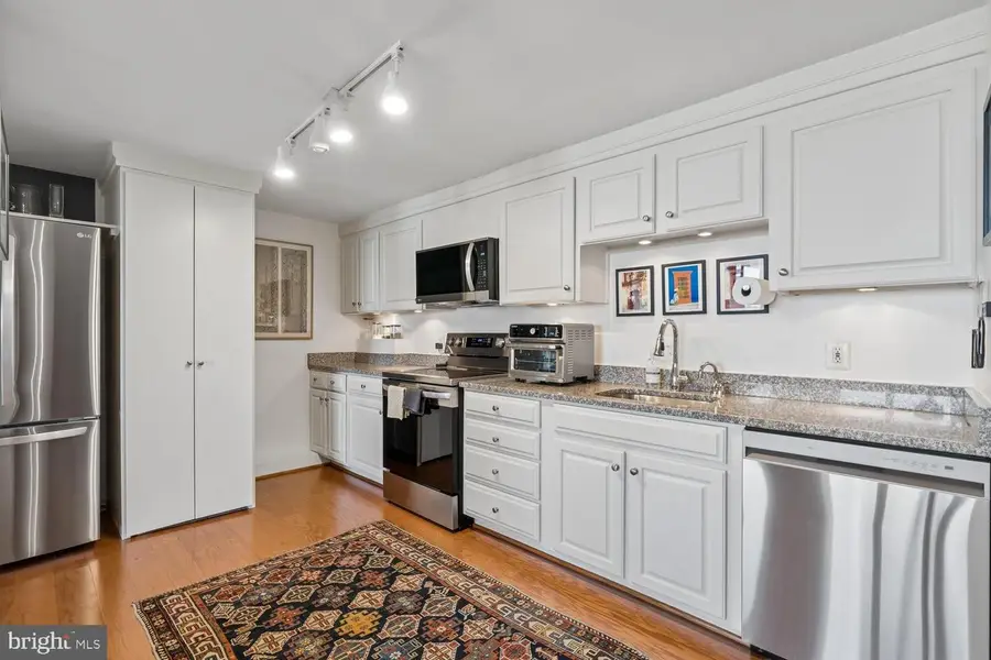 4601 N Park Ave #1418-t, Chevy Chase, MD 20815 - #3
