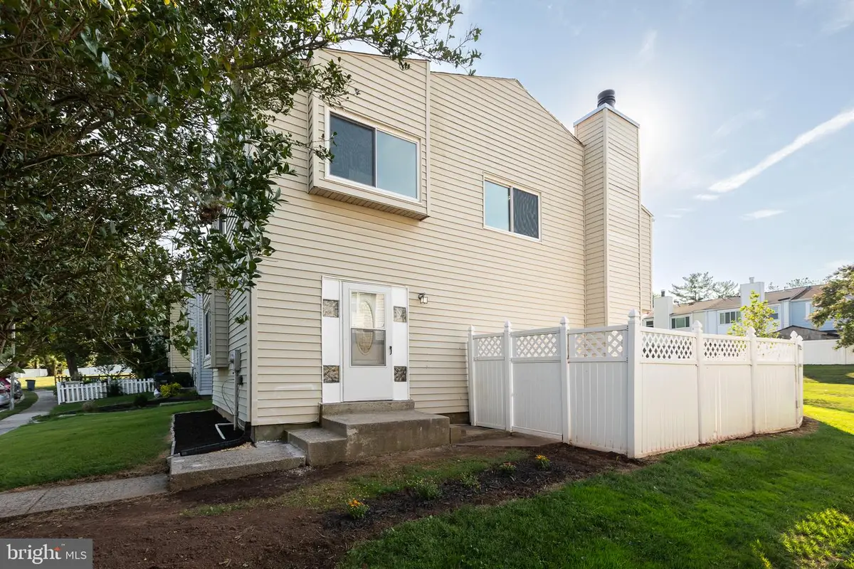 17434 Hughes Rd, Poolesville, MD 20837 - #1