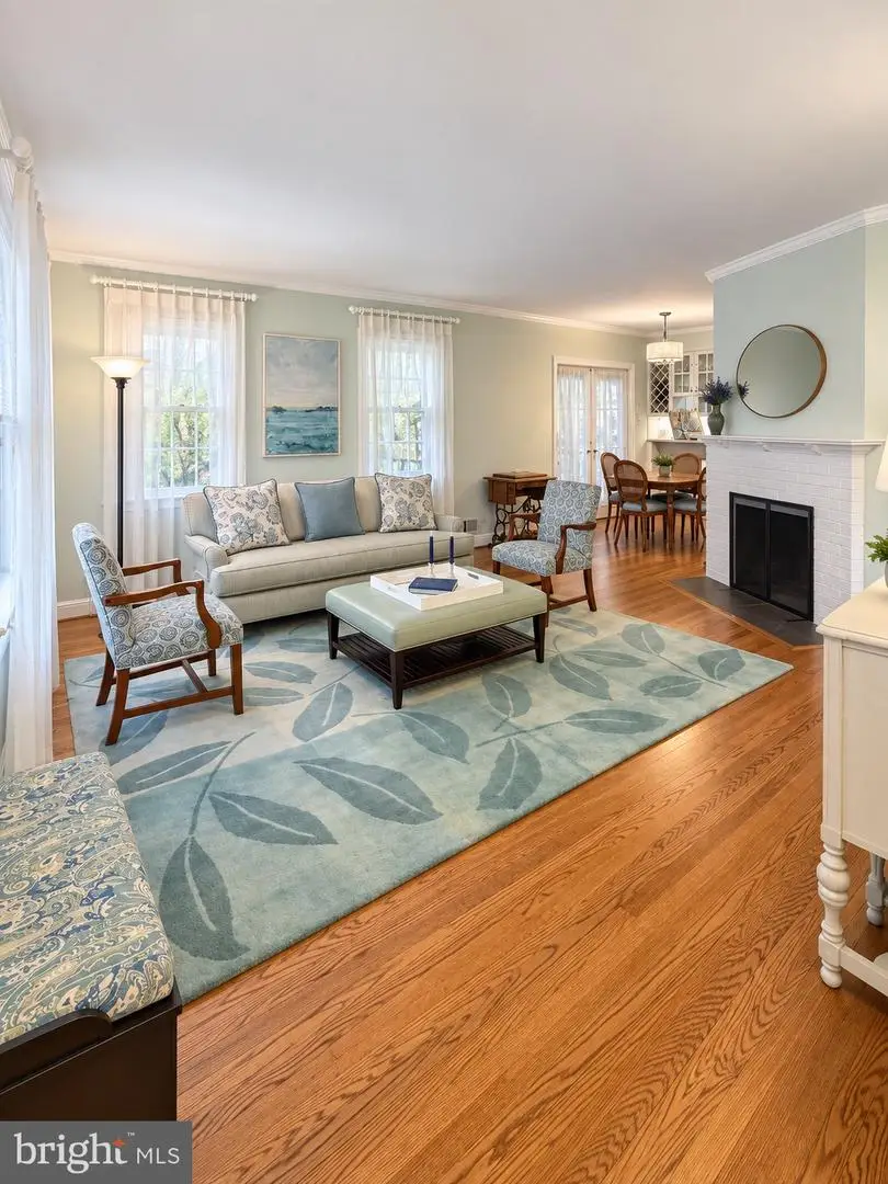 5526 Uppingham St, Chevy Chase, MD 20815 - #3