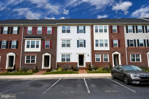 22618 Majestic Elm #57, CLARKSBURG, MD 20871