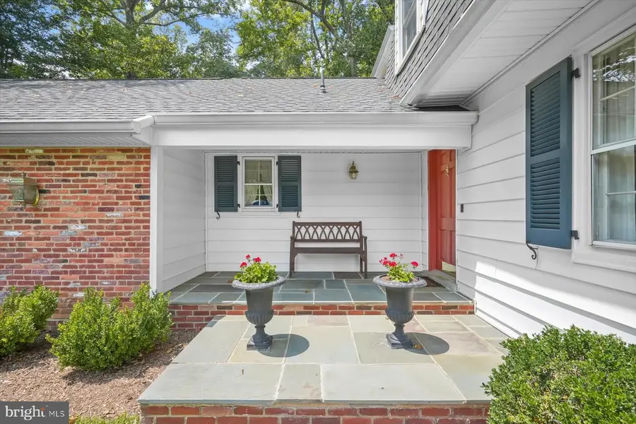 9118 Seven Locks Rd, Bethesda, MD 20817 - #2