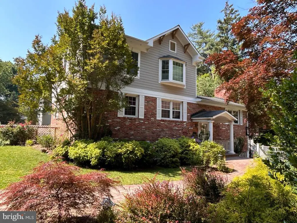 5303 Danbury Rd, Bethesda, MD 20814 - #1