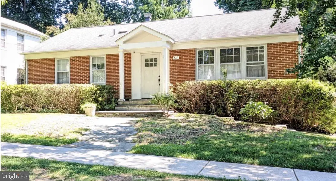 627 Crocus Dr, Rockville, MD 20850 - #1