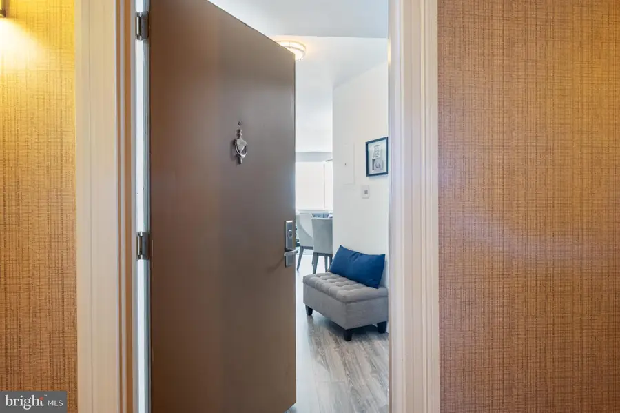 10101 Grosvenor Pl #301, Rockville, MD 20852 - #2