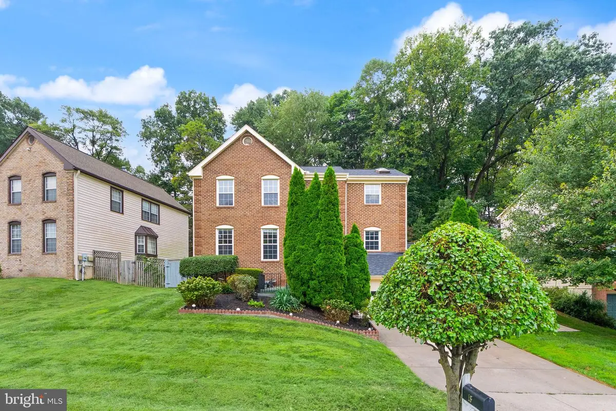 18 Solitaire Ct, Gaithersburg, MD 20878 - #1