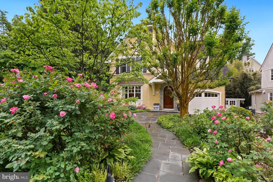 4004 Underwood St, Chevy Chase, MD 20815 - #2