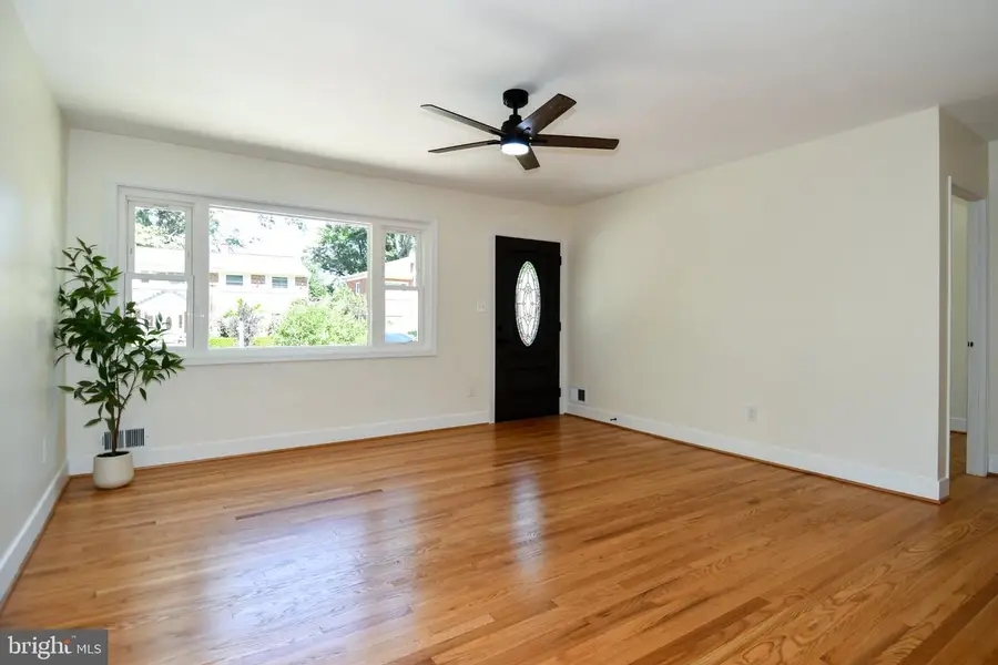 4008 Adams Dr, Silver Spring, MD 20902 - #3