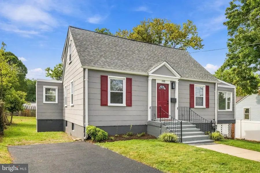 2508 Lindell St, Silver Spring, MD 20902 - #2
