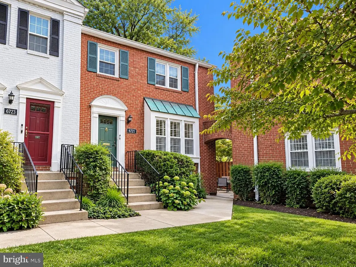 6721 Kenwood Forest Ln #45, Chevy Chase, MD 20815 - #1