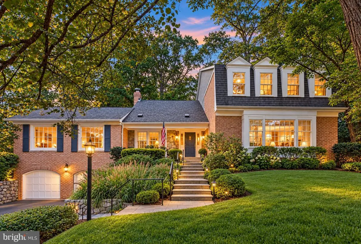 6409 Fallen Oak Ct, Bethesda, MD 20817 - #1