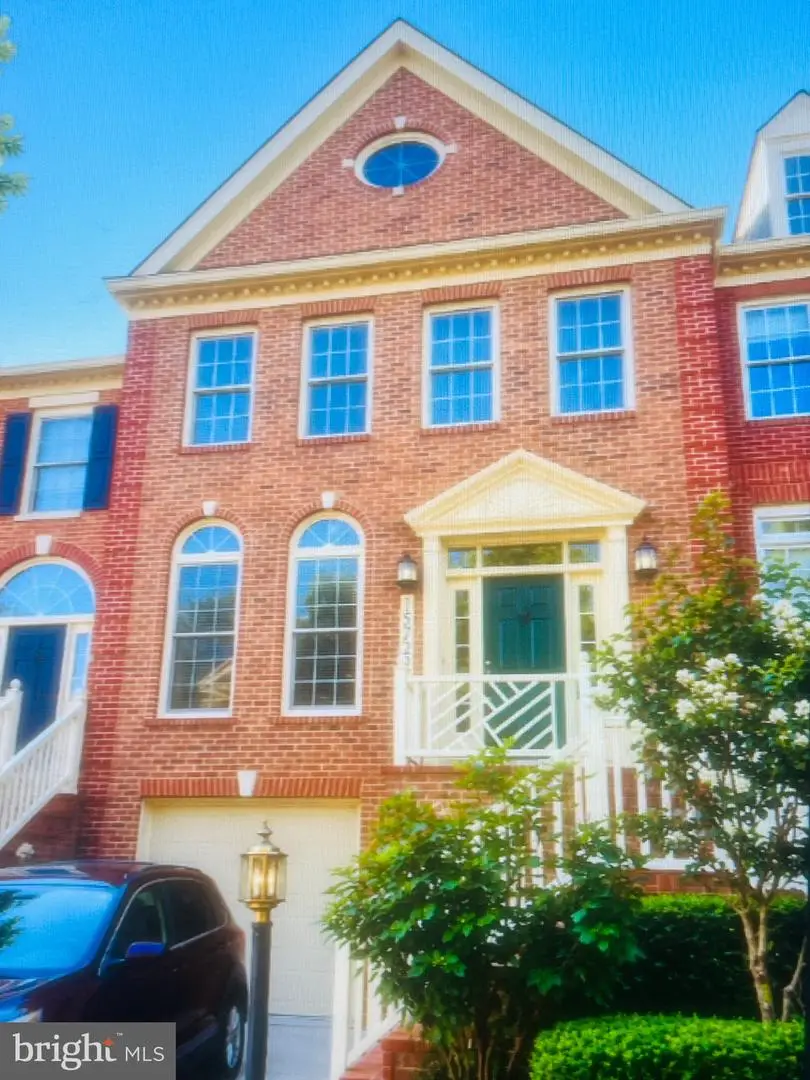 15722 Cherry Blossom Ln, North Potomac, MD 20878 - #1