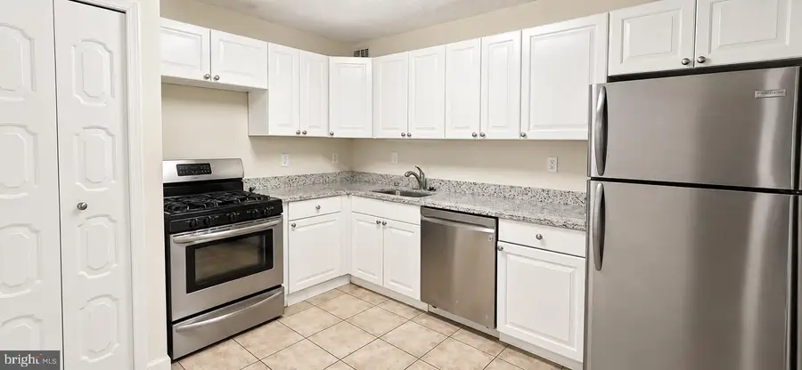 5225 Pooks Hill Rd #a18n, Bethesda, MD 20814 - #2