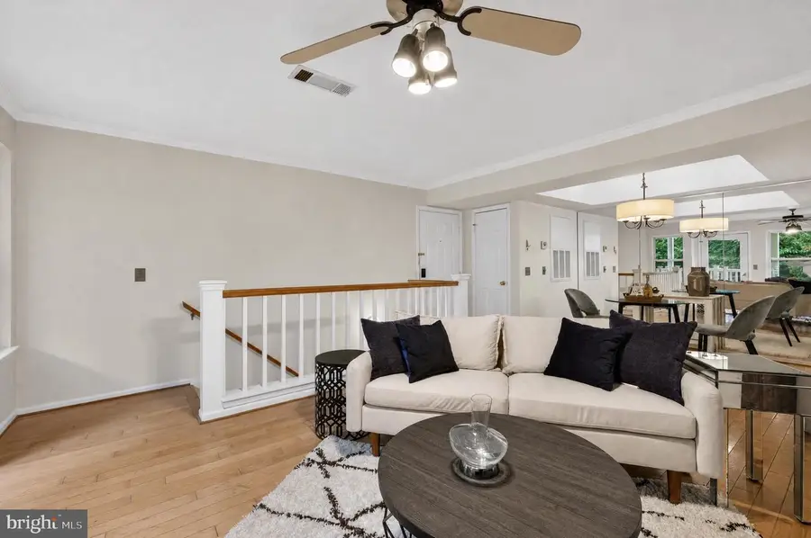 5822 Inman Park Cir #130, Rockville, MD 20852 - #3