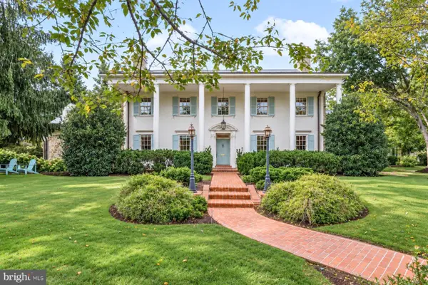 5329 Woodlawn Ave, CHEVY CHASE, MD 20815
