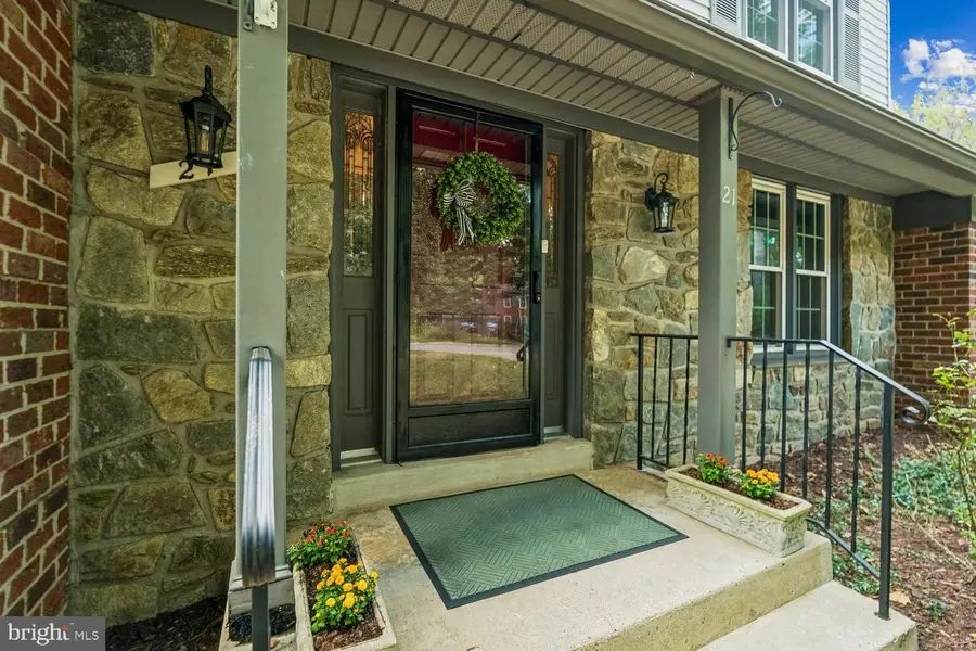 21 Yeatman Ct, Silver Spring, MD 20902 - #2