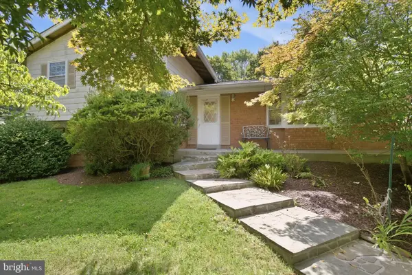 11902 Enid Dr, ROCKVILLE, MD 20854