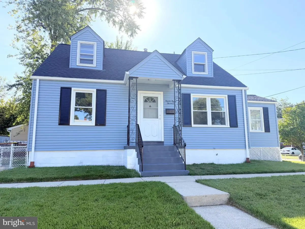 9813 Braddock Rd, Silver Spring, MD 20903 - #1
