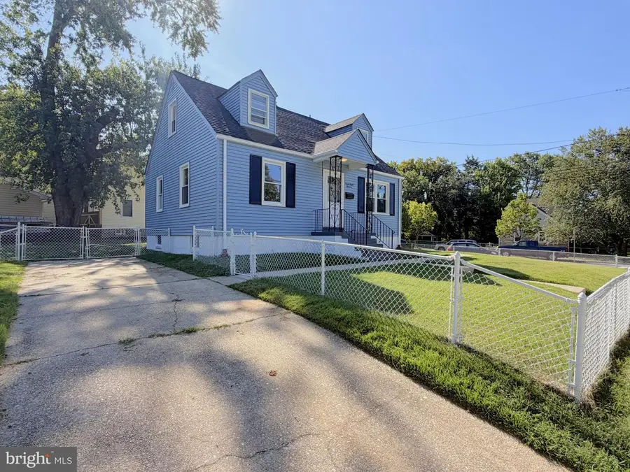 9813 Braddock Rd, Silver Spring, MD 20903 - #2