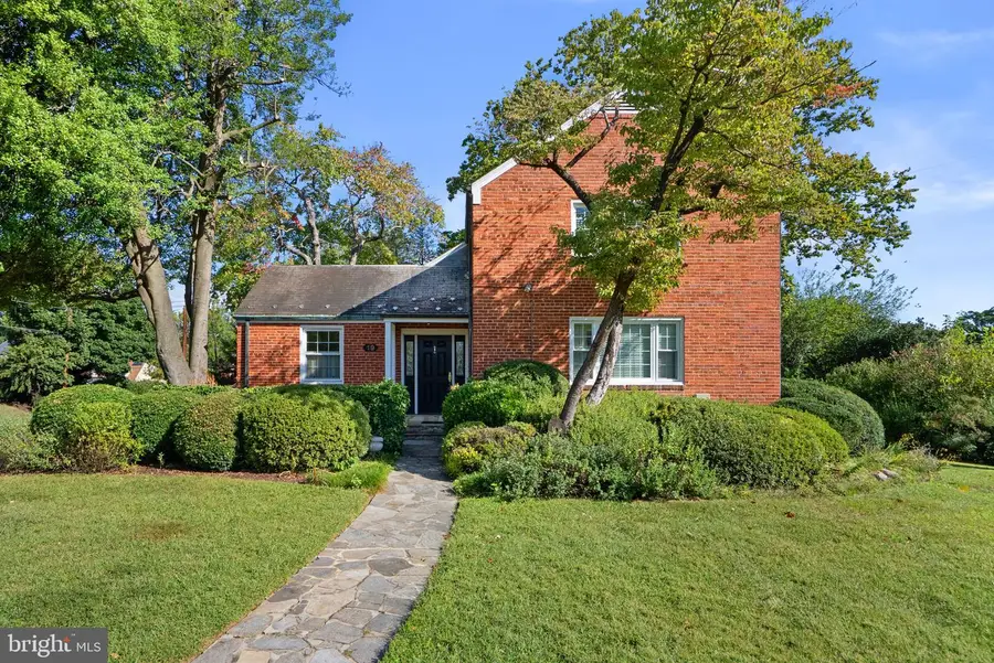 19 Indian Spring Dr, Silver Spring, MD 20901 - #2