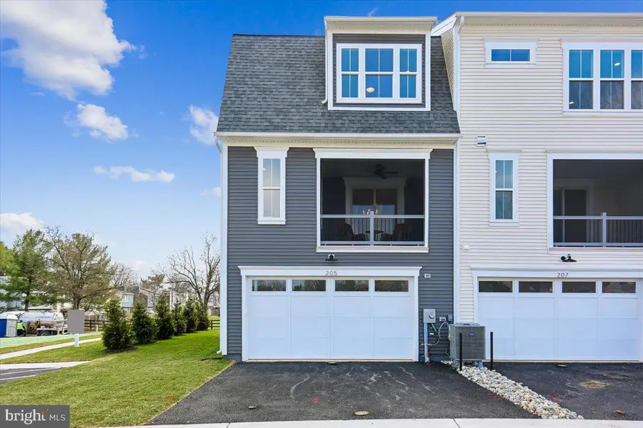 207 Allen Ln, Poolesville, MD 20837 - #2