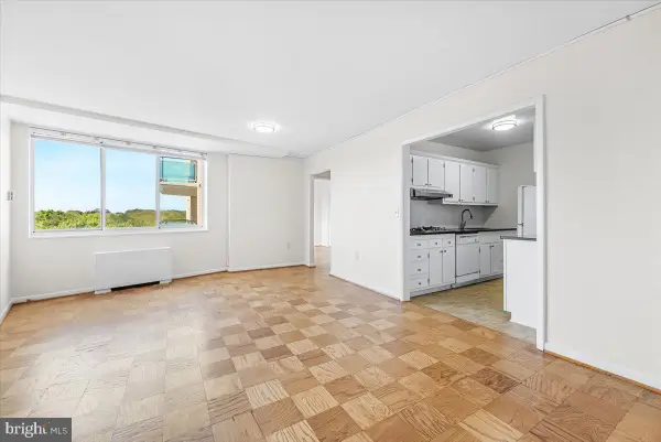 10401 Grosvenor Pl #1428, ROCKVILLE, MD 20852