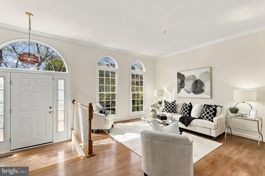 15712 Cherry Blossom Ln, North Potomac, MD 20878 - #3