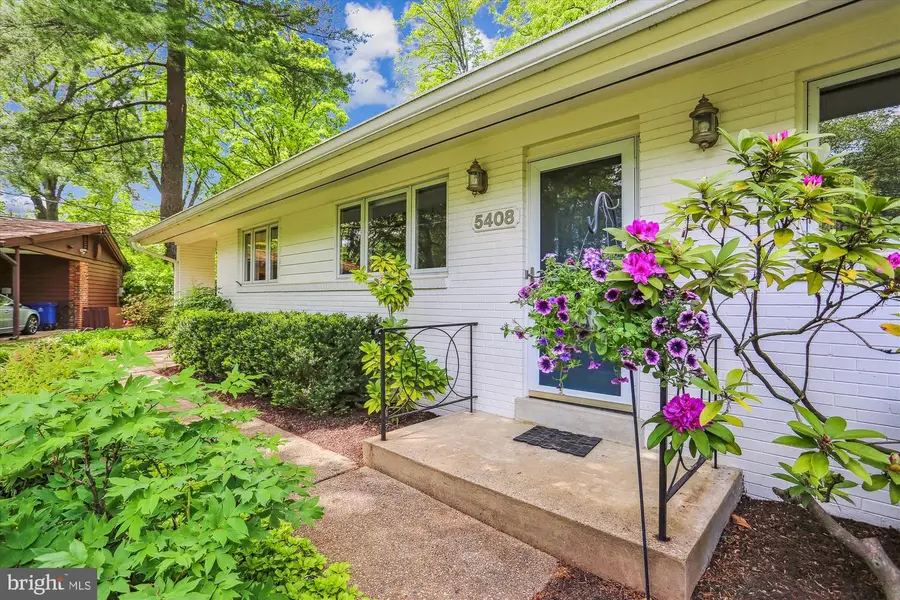 5408 Surrey St, Chevy Chase, MD 20815 - #3