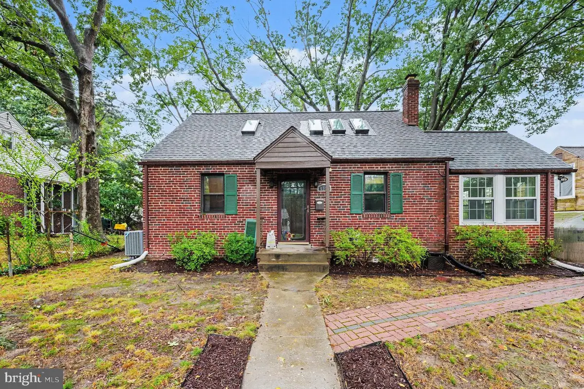 6711 Conway Ave, Takoma Park, MD 20912 - #1