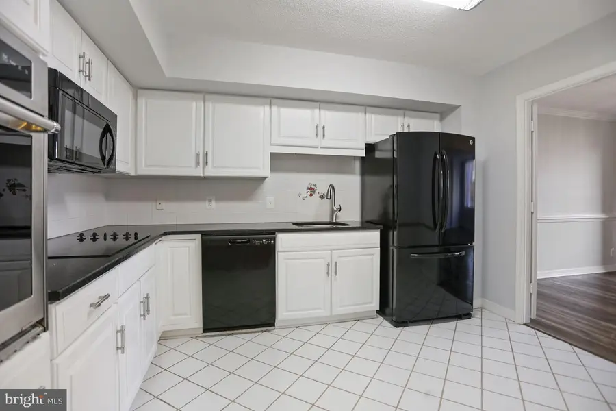 5809 Nicholson Ln #312, North Bethesda, MD 20852 - #3