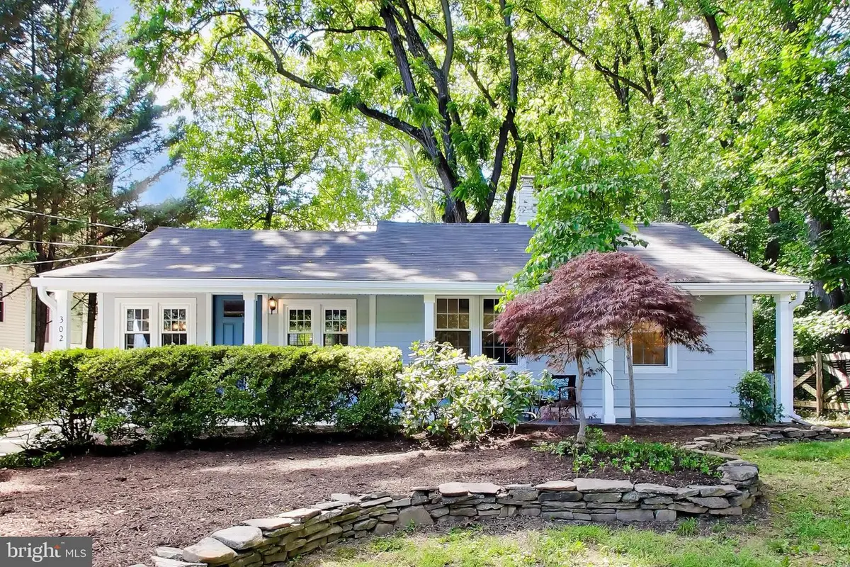 302 Mannakee St, Rockville, MD 20850 - #1