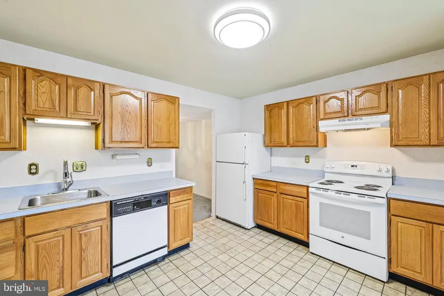 10040 Wedge Way, Gaithersburg, MD 20886 - #3