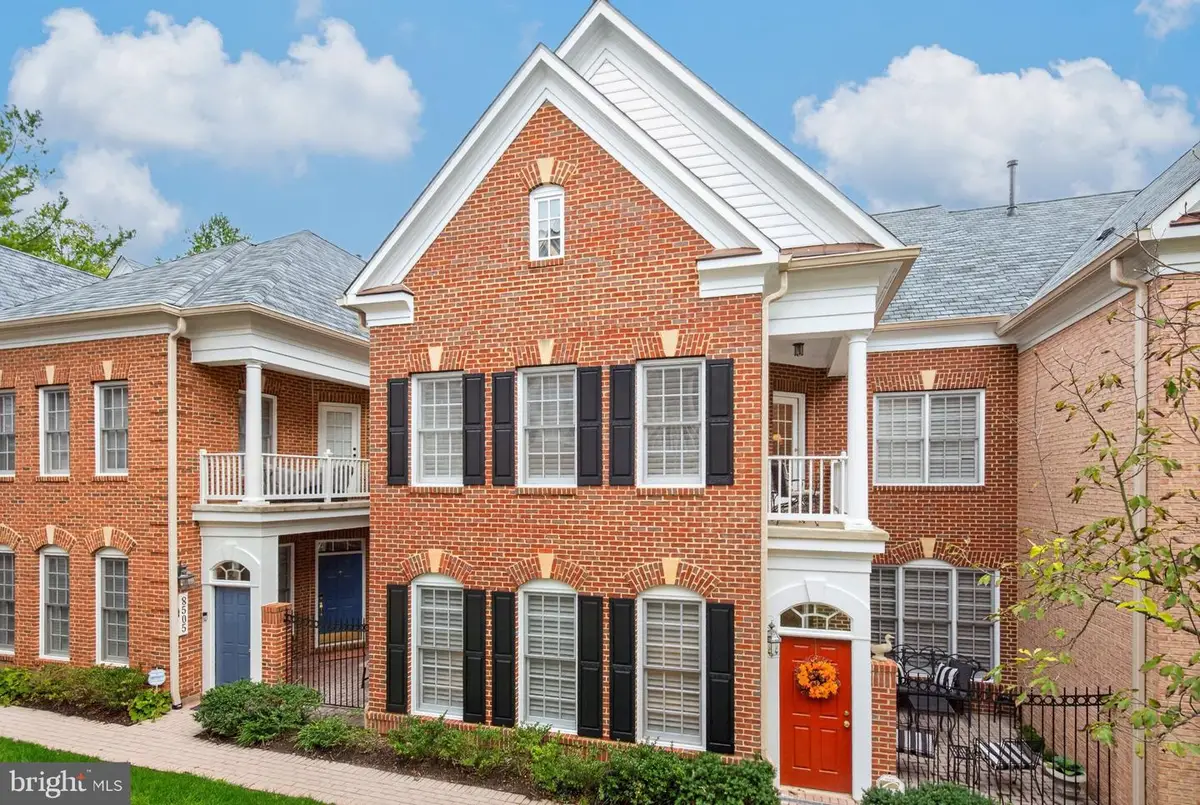 8503 Gavin Manor Ct #12, Chevy Chase, MD 20815 - #1