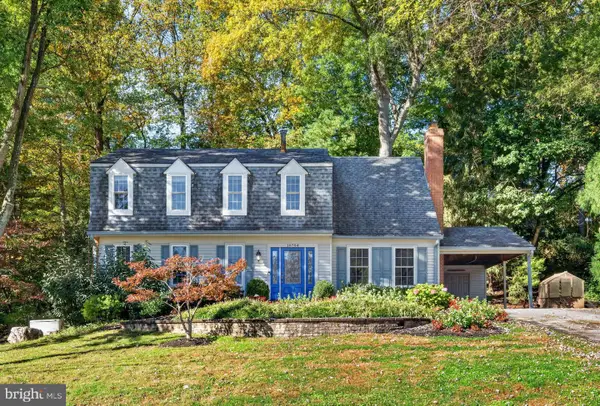 16704 Baederwood Ln, ROCKVILLE, MD 20855