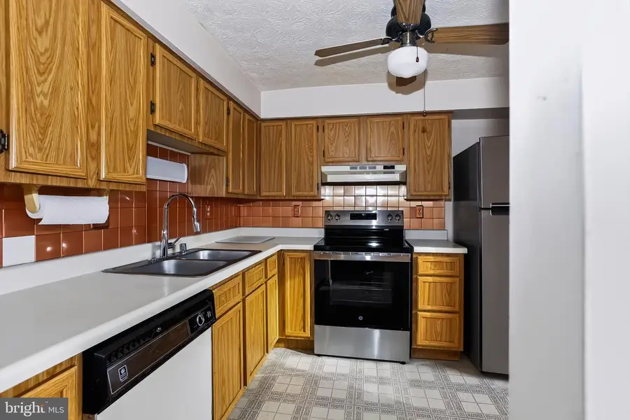 21 Crosswood Ct, Burtonsville, MD 20866 - #3