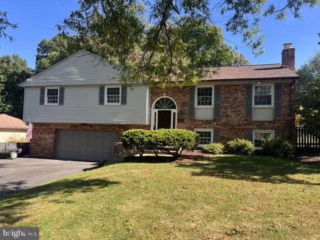 19001 Bloomfield Rd, Olney, MD 20832 - #1