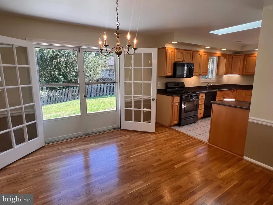 19001 Bloomfield Rd, Olney, MD 20832 - #2