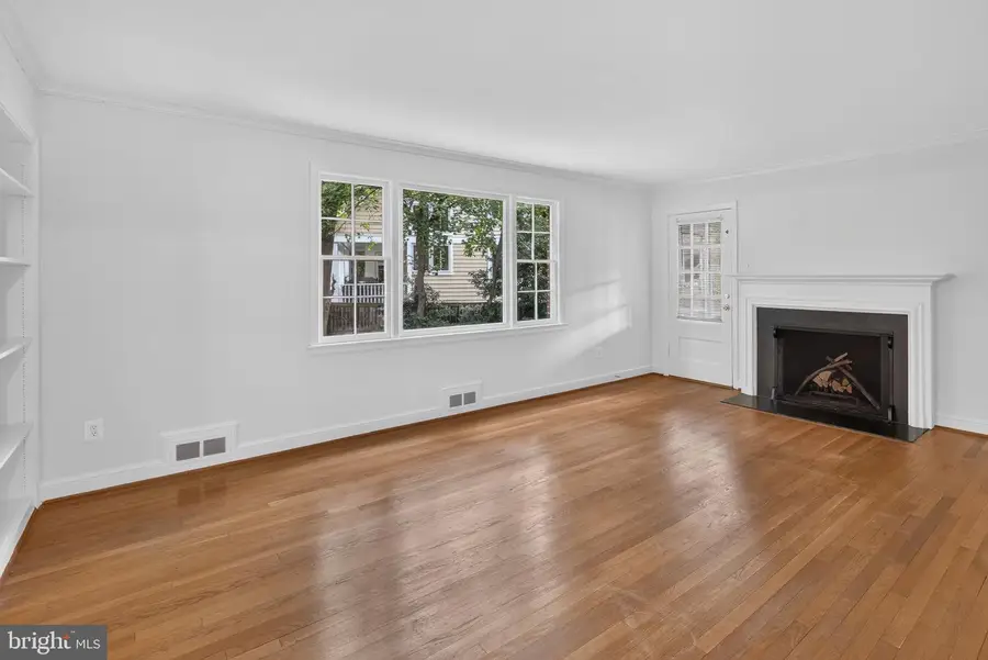 5101 Brookeway Dr, Bethesda, MD 20816 - #3